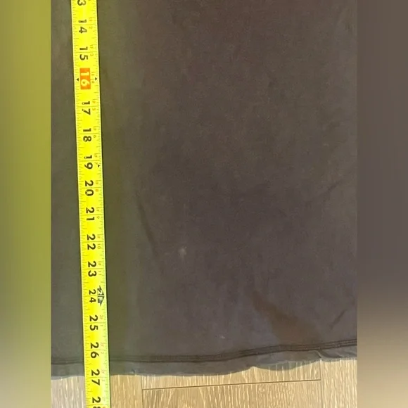 Aerie Distressed Long Sleeve Boyfriend Raglan - Picture 6 of 8